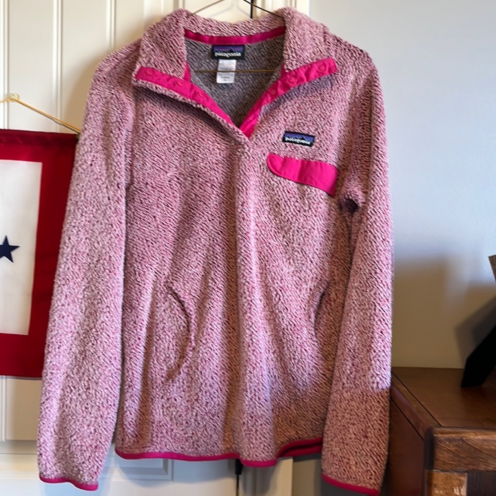 Womens Patagonia snap front pullover